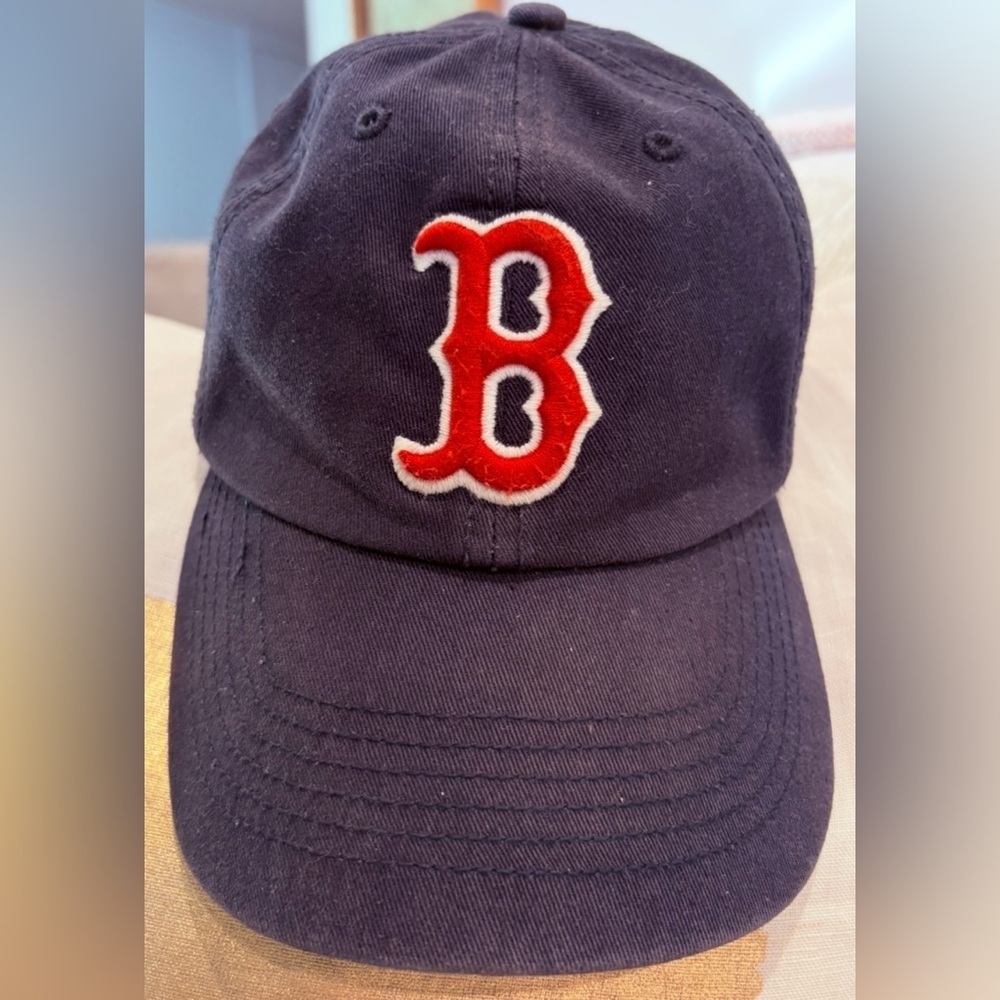 Boston Red Sox Navy Blue Baseball Hat MLB Genuine Merchandise Size Small
